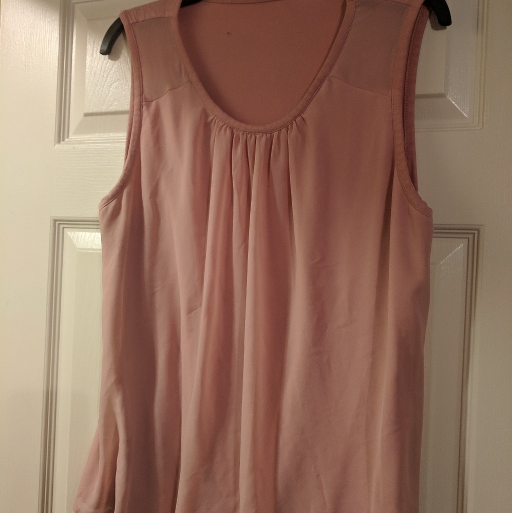 New York & Company Pleated Pink Chiffon Shell Tank